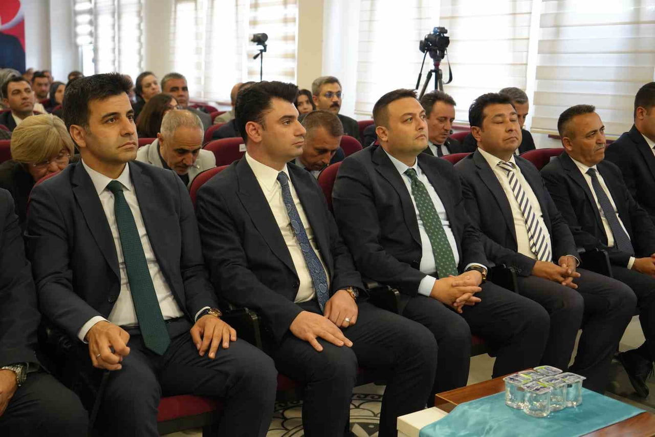 ESKİ HÜKÜMLÜLERE UMUT OLAN PROJELER NİĞDE’DE TANITILDI