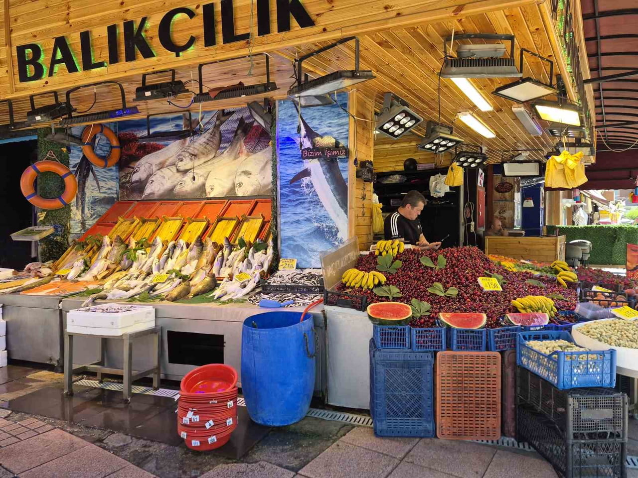 ESKİŞEHİR'DE BALIKÇILIK YAPAN ESNAF AYKUT ŞEN, HAVALARIN ISINMASI VE AV YASAĞININ BAŞLAMASIYLA...