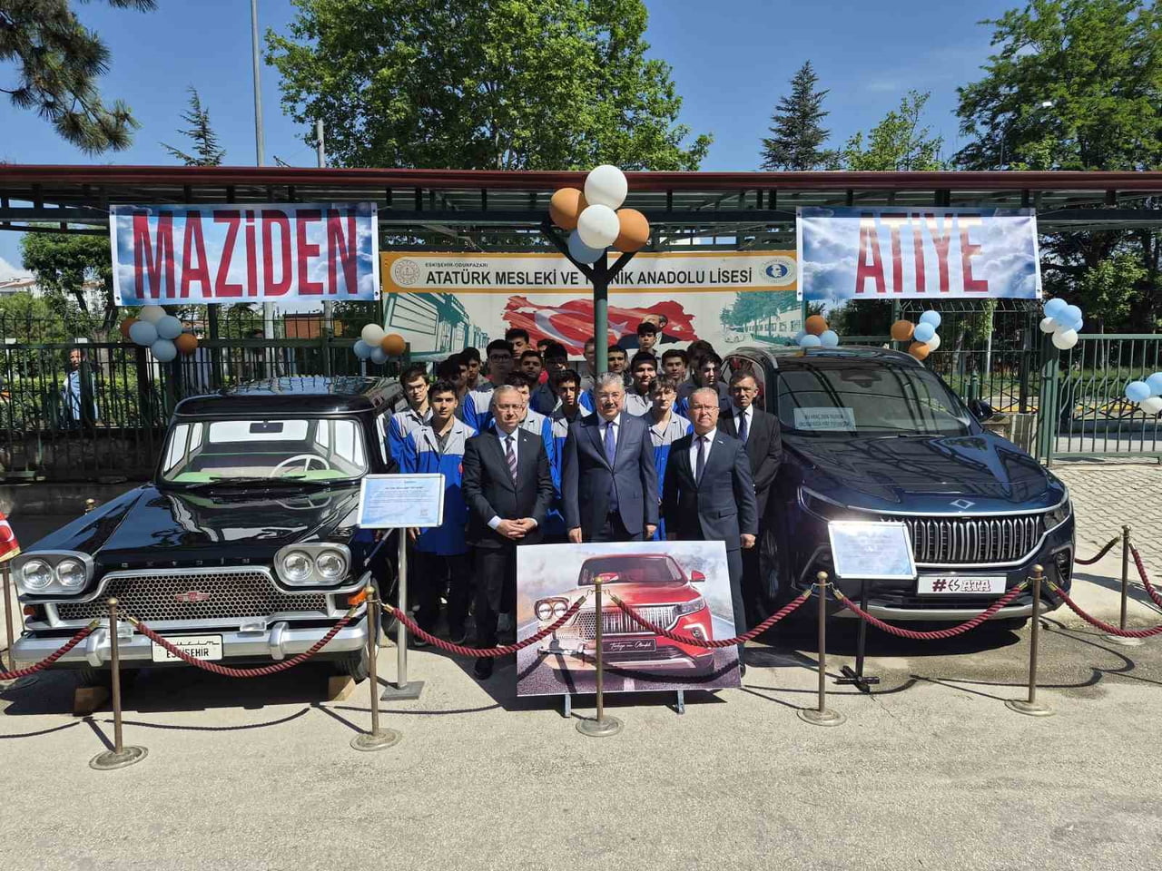 ESKİŞEHİR'DE ESATA MAT 2026 OTOMOTİV FUARI'NIN AÇILIŞ TÖRENİNDE YERLİ OTOMOBİL DEVRİM VE TOGG YAN...