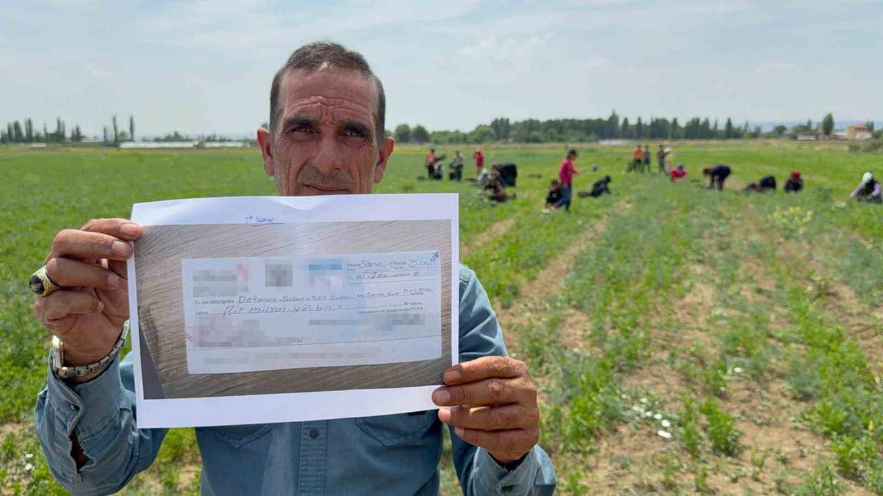ESKİŞEHİR'DE MEVSİMLİK TARIM İŞÇİLERİNİ ORGANİZE EDEN ÖMER ERGÜN, GEÇTİĞİMİZ YIL ANLAŞTIKLARI...