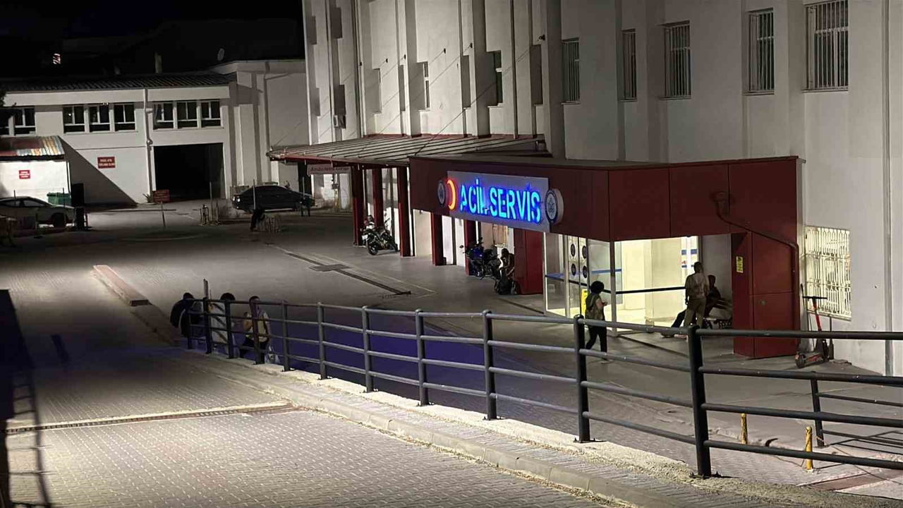 ESKİŞEHİR’DE ENERJİ İÇECEĞİ İÇTİKTEN SONRA KALP ÇARPINTISI BAŞLAYAN 17 YAŞINDAKİ GENÇ HASTANEYE...
