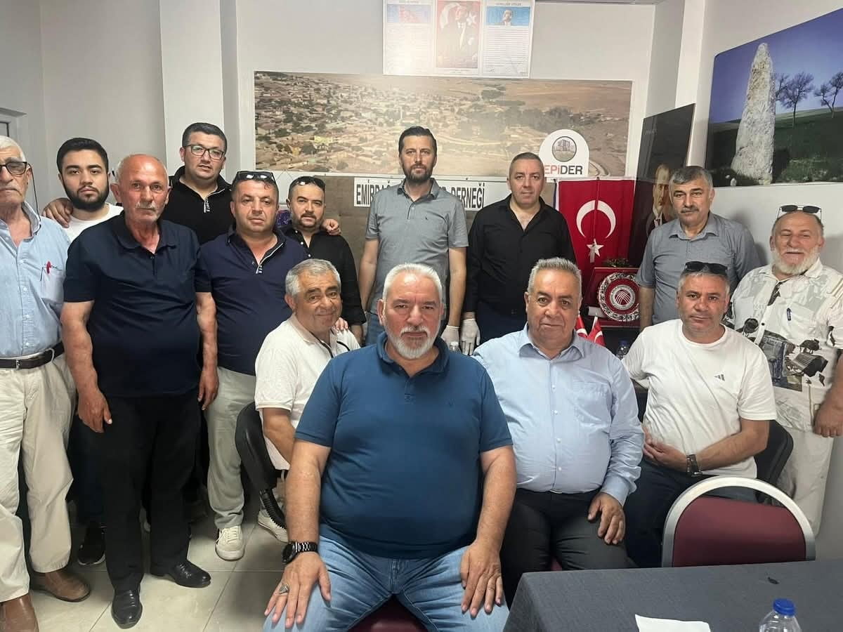 ESKİŞEHİR’DE YAŞAYAN AŞAĞI PİRİBEYLİ KÖYLÜLERİ, AŞURE İKRAMINDA BİR ARAYA GELDİLER