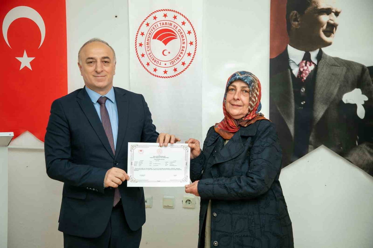 ESKİŞEHİR İL TARIM VE ORMAN MÜDÜRLÜĞÜ, İNÖNÜ İLÇESİNDE DÜZENLENEN "SAFRAN BİTKİSİ YETİŞTİRİCİLİĞİ...