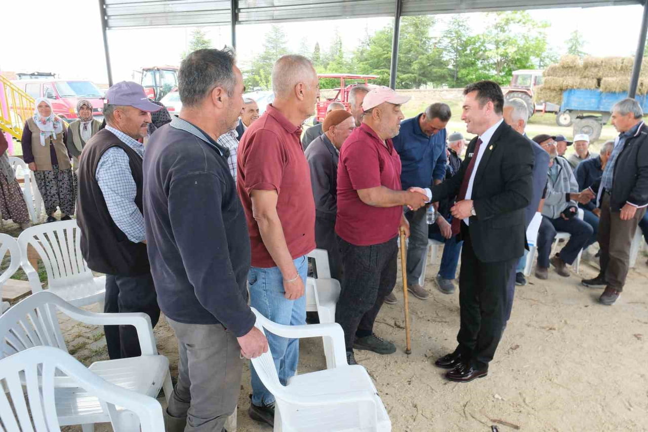 ESKİŞEHİR SİVRİHİSAR BELEDİYE BAŞKANI HABİL DÖKMECİ, KOÇAŞ MAHALLESİ'NDE VATANDAŞLARLA BİR ARAYA...