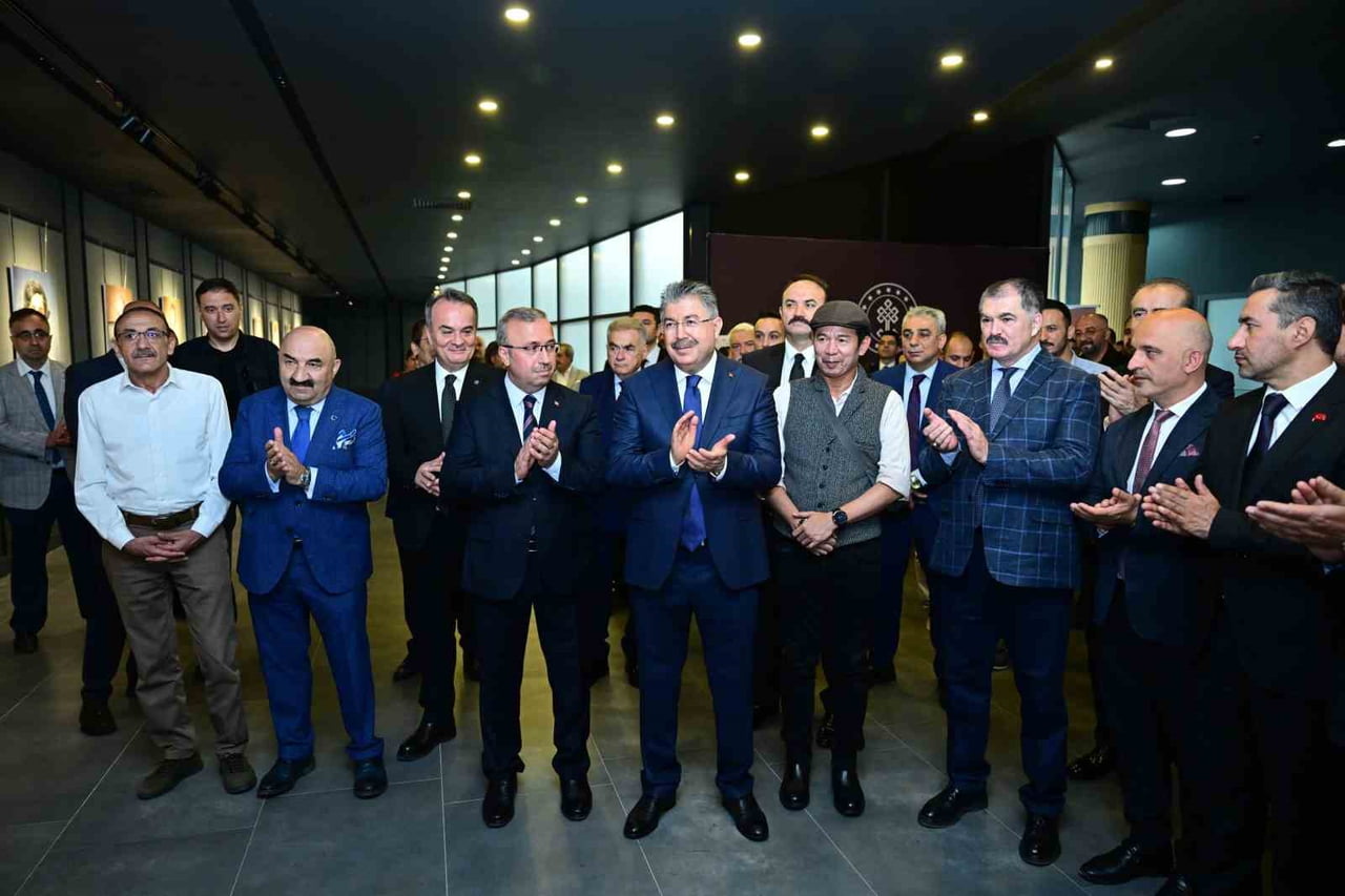ESKİŞEHİR VALİLİĞİ HİMAYELERİNDE DÜZENLENEN "AHDE VEFA RESİM SERGİSİ"NİN AÇILIŞ PROGRAMI...