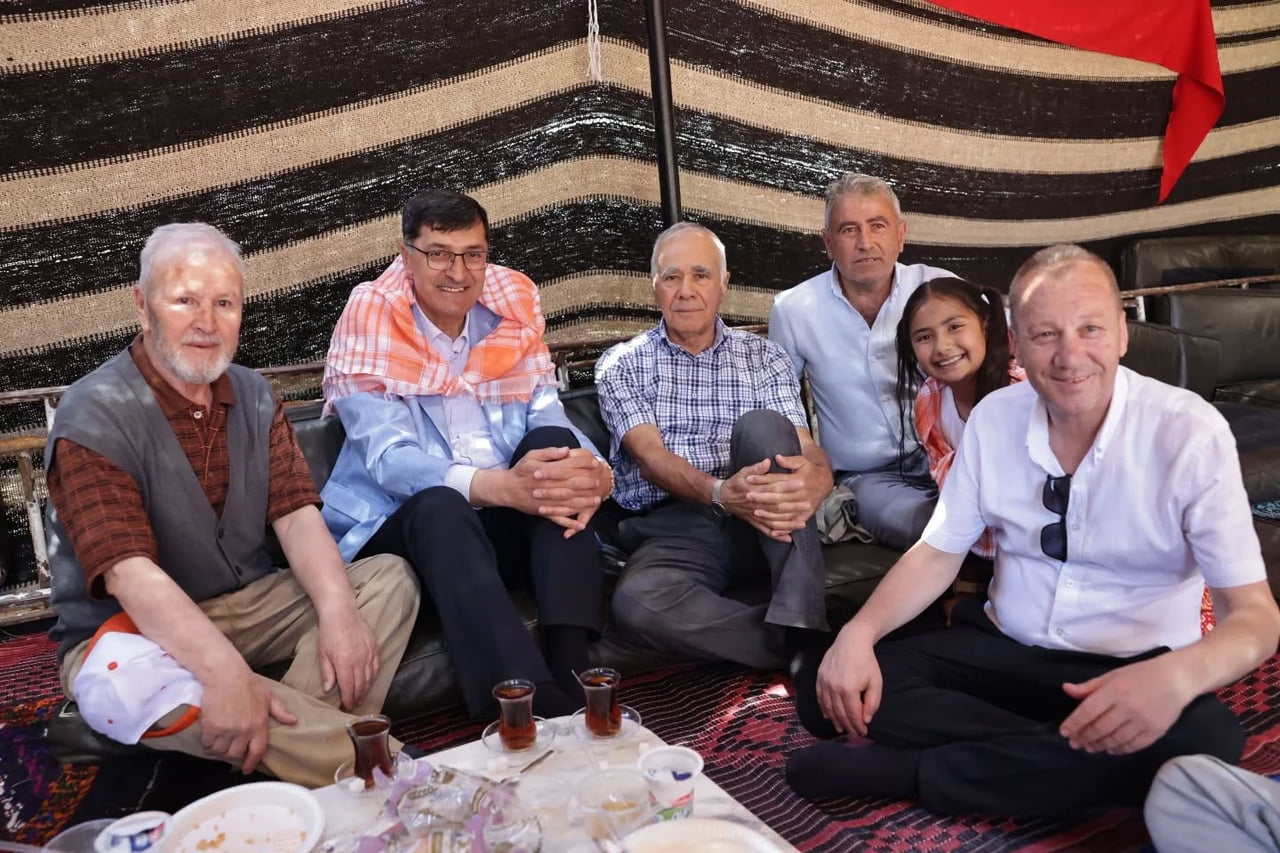 EYÜP KAHVECİ, AKOLUK KÖYÜ YAYLA ŞENLİĞİ'NDE VATANDAŞLARLA BULUŞTU