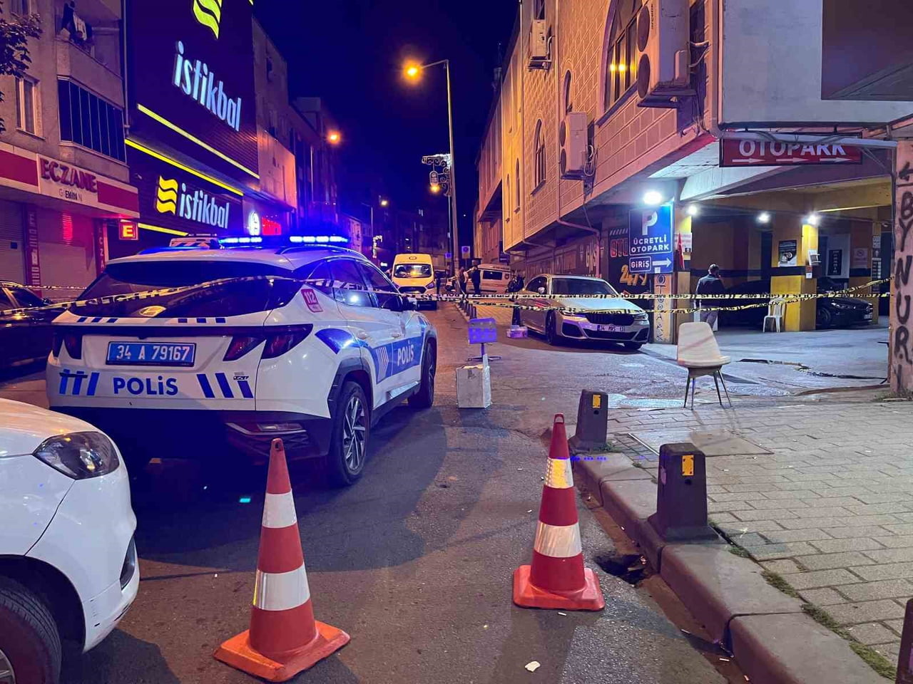 EYÜPSULTAN’DA MOTOSİKLETLİ ŞAHISLARIN SİLAHLI SALDIRISINDA 1 KİŞİ YARALANDI