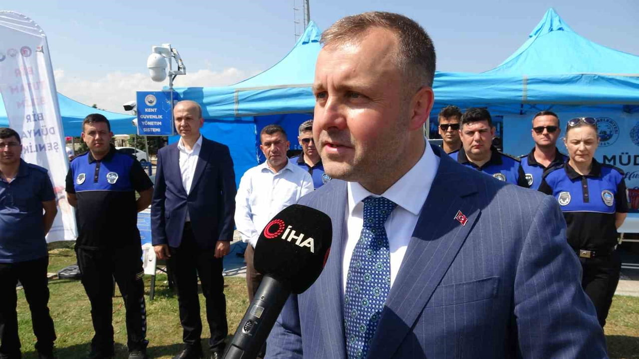 EZİNE BELEDİYE BAŞKANI GÜRAY YÜKSEL AÇIKLAMALARDA BULUNDU