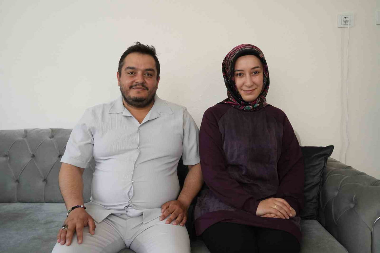 FAİZSİZ EVLİLİK KREDİSİ GENÇLERE UMUT OLUYOR