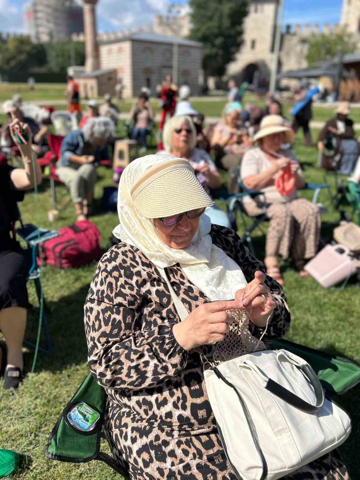 FATİH BELEDİYESİ’NİN EV SAHİPLİĞİNDE DÜZENLENEN 2’İNCİ GELENEKSEL ÖRGÜ FESTİVALİ KAPSAMINDA...