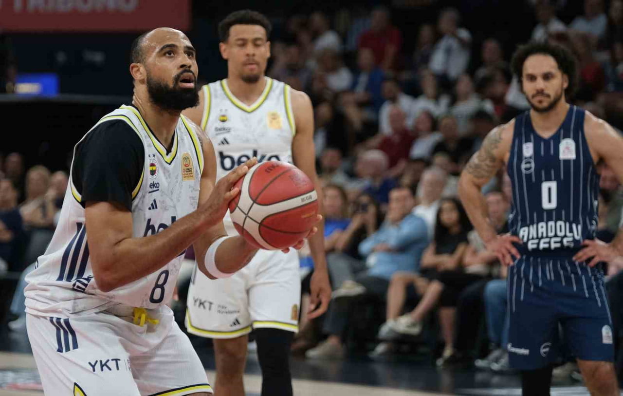 FENERBAHÇE BEKO, TÜRKİYE SİGORTA BASKETBOL SÜPER LİGİ PLAY-OFF YARI FİNAL SERİSİ DÖRDÜNCÜ MAÇINDA...