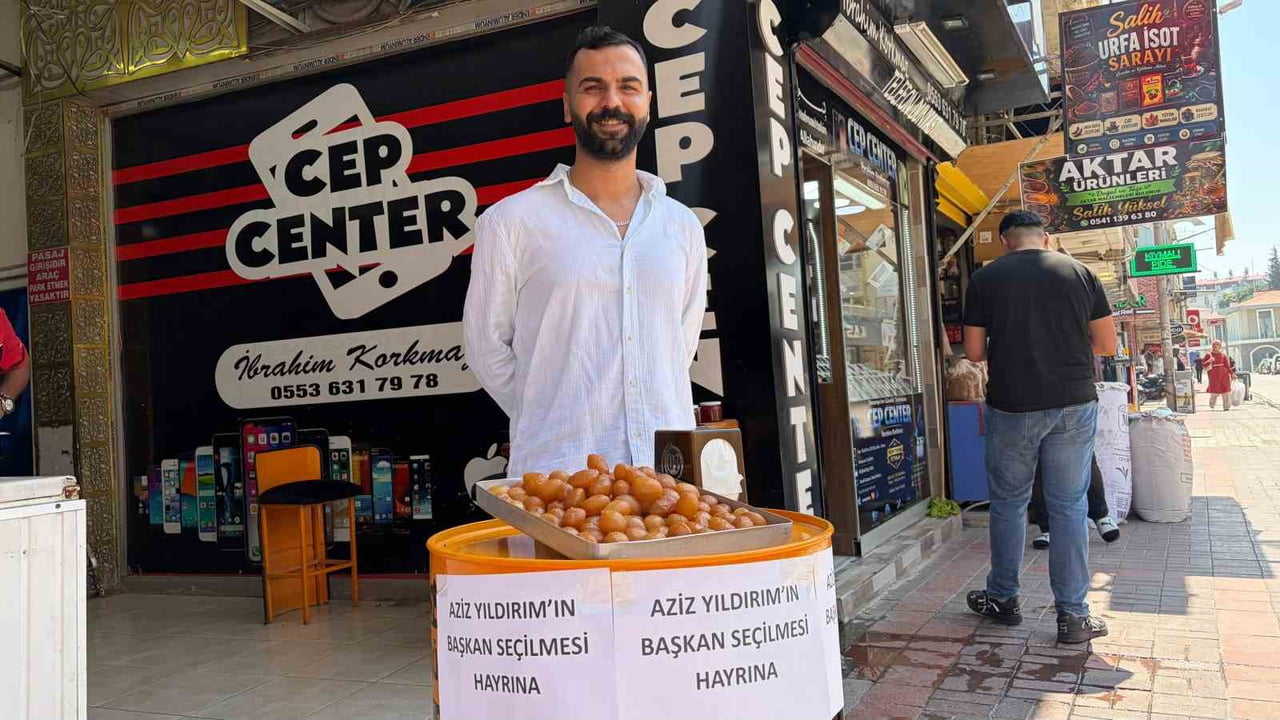 FENERBAHÇE’DE GERÇEKLEŞTİRİLEN BAŞKANLIK SEÇİMİNİN ARDINDAN AZİZ YILDIRIM’IN YENİDEN BAŞKAN...