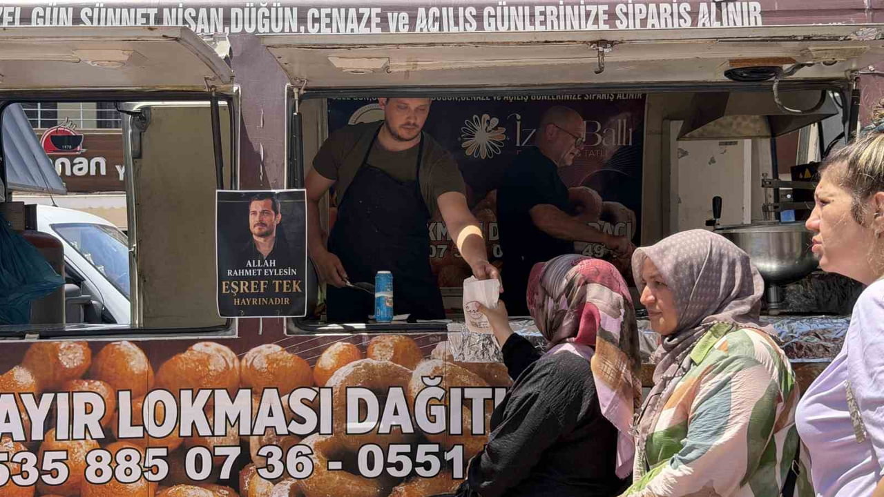 FENOMEN DİZİ EŞREF RÜYA'NIN SEVİLEN KARAKTERİ EŞREF TEK SENARYO GEREĞİ ÖLDÜĞÜ İÇİN HAYRANLARI...