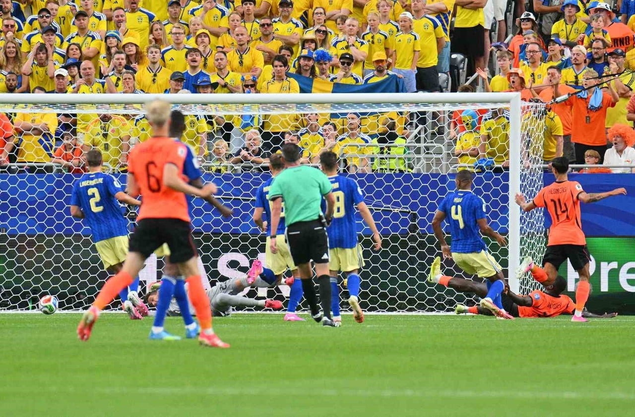 FIFA 2026 DÜNYA KUPASI F GRUBU 2. HAFTA MAÇINDA HOLLANDA, İSVEÇ'İ 5-1 MAĞLUP EDEREK PUANINI 4'E...