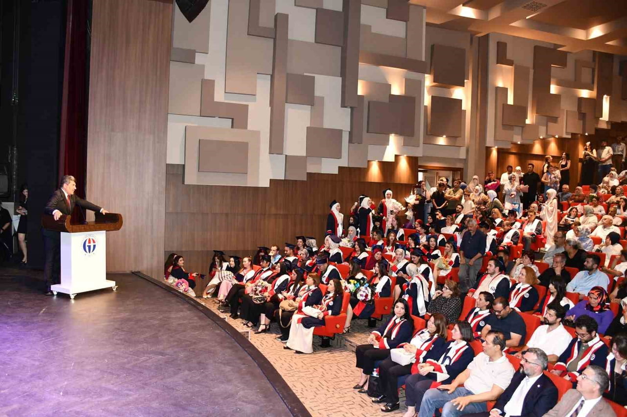 GAHİB’İN VİZYONUYLA KURULAN VE BU YIL İKİNCİ MEZUNLARINI UĞURLAYAN GAÜN HALI TASARIMI BÖLÜMÜ’NÜN...