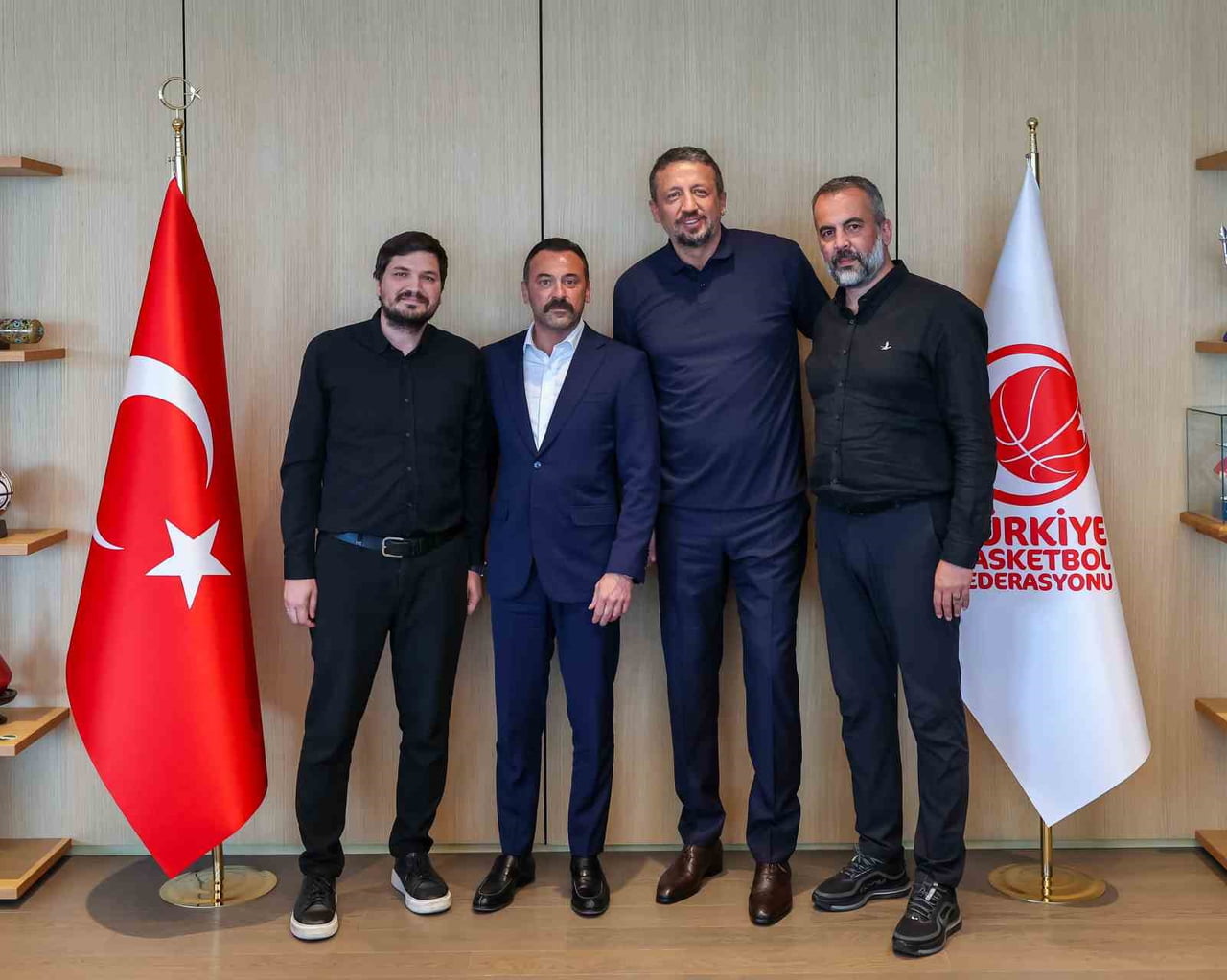 GALATASARAY KULÜBÜ YÖNETİM KURULU ÜYESİ MERT MECİT ÇETİNKAYA, TÜRKİYE BASKETBOL FEDERASYONU (TBF)...