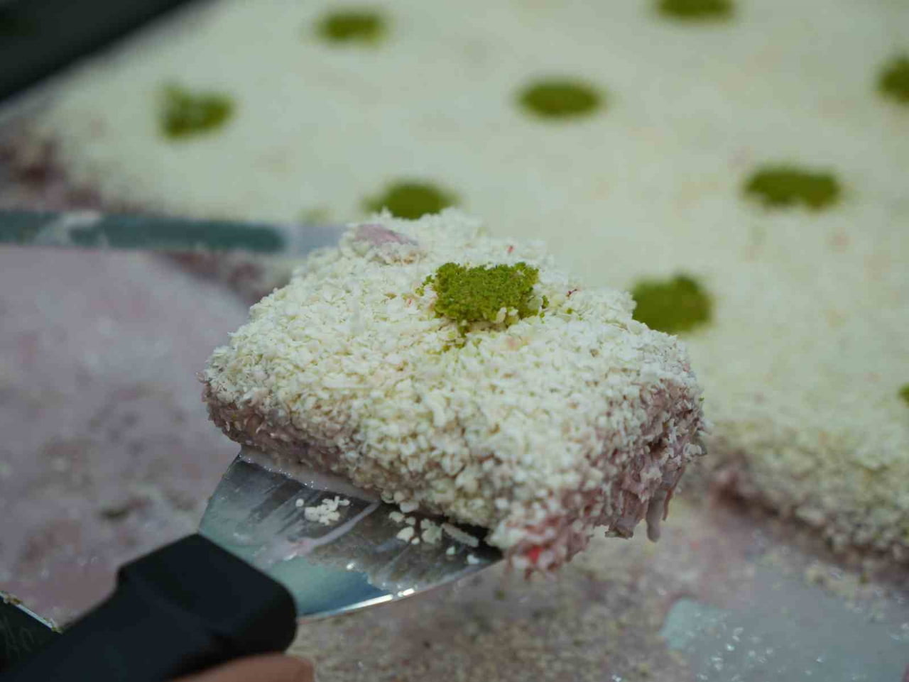GASTRONOMİ KENTİ GAZİANTEP'TE, TATLI USTALARI GELENEKSEL LEZZETLERİ MODERN YORUMLARLA BULUŞTURMAYA...
