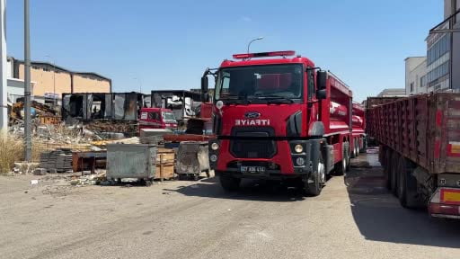 Gaziantep'te korkutan iş yeri yangını söndürüldü
