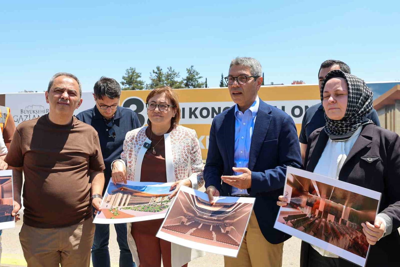 GAZİANTEP BÜYÜKŞEHİR BELEDİYESİ, ŞEHRE KAZANDIRACAĞI ÇOK YÖNLÜ VE MODERN KONGRE MERKEZİYLE KONGRE...