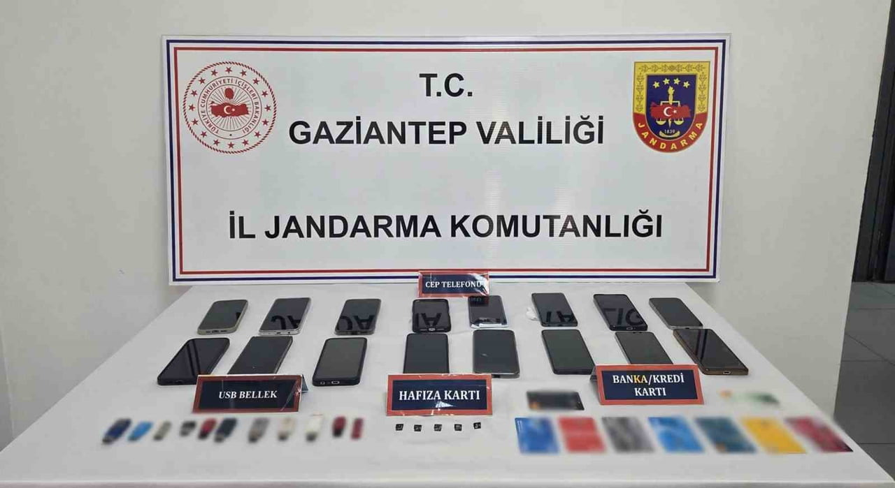 GAZİANTEP İL JANDARMA KOMUTANLIĞI EKİPLERİNCE, YÜKSEK KAZANÇ VAADİYLE VATANDAŞLARI DOLANDIRDIĞI...