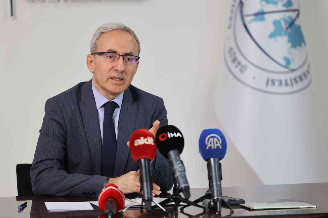 GAZİANTEP İSLAM BİLİM VE TEKNOLOJİ ÜNİVERSİTESİ REKTÖR PROF. DR. ŞEHMUS DEMİR, EV SAHİPLİĞİ...