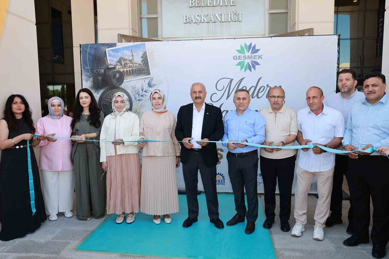 GEBZE BELEDİYESİ MESLEK EDİNDİRME VE SANAT EĞİTİM KURSLARI (GESMEK) KURSİYERLERİ TARAFINDAN...