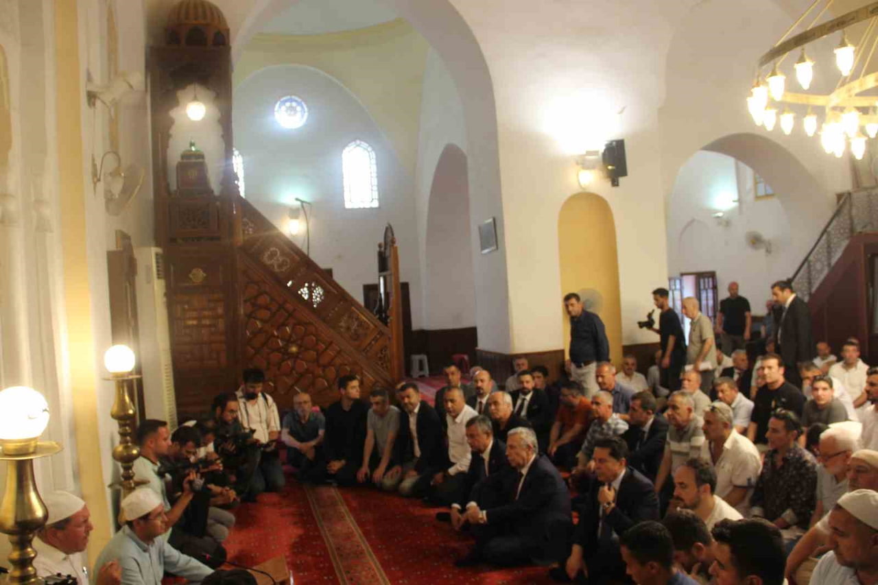 GEÇTİĞİMİZ YIL KURBAN BAYRAMI'NIN İLK GÜNÜ EVİNİN BAHÇESİNDEKİ HAVUZUN MOTOR DAİRESİNDE ELEKTRİK...