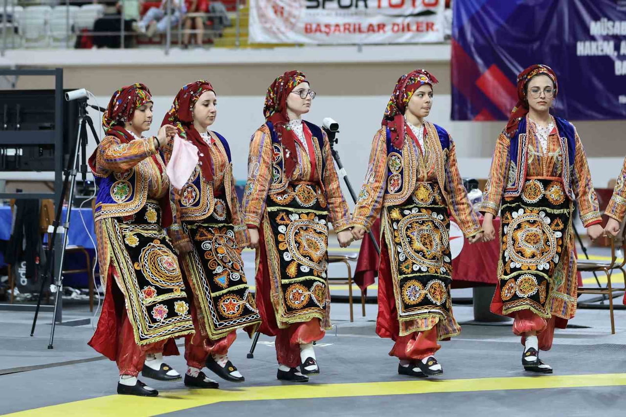 GENÇLİK VE SPOR BAKANLIĞI TARAFINDAN ÇOCUK VE GENÇLERİN YAZ AYLARINDA HEM VAKİTLERİNİ DAHA VERİMLİ...