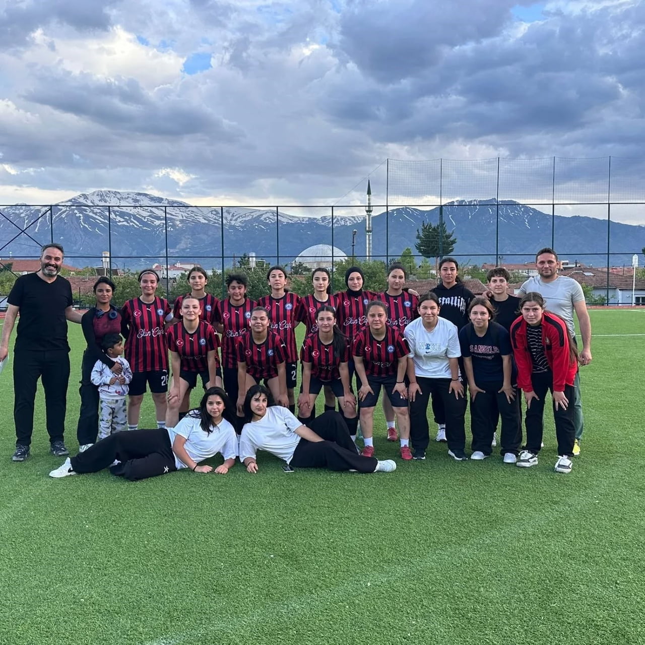 GENÇLİK VE SPOR BAKANLIĞI TARAFINDAN DÜZENLENEN "5X5 FUTBOL SOKAKLAR BİZİM" FUTBOL TURNUVASI'NDA...