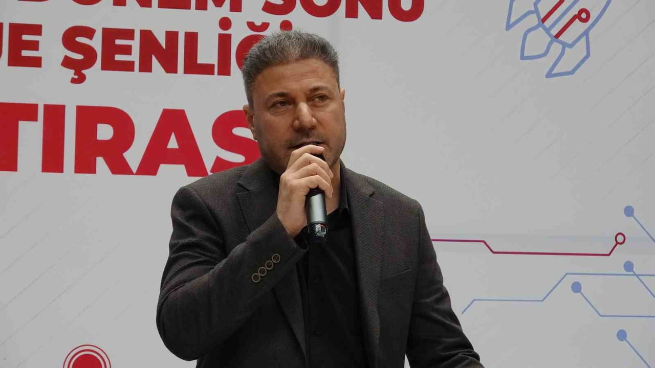 GENÇLİK VE SPOR İL MÜDÜRÜ MEHMET TOSUN KONUŞMA YAPTI
