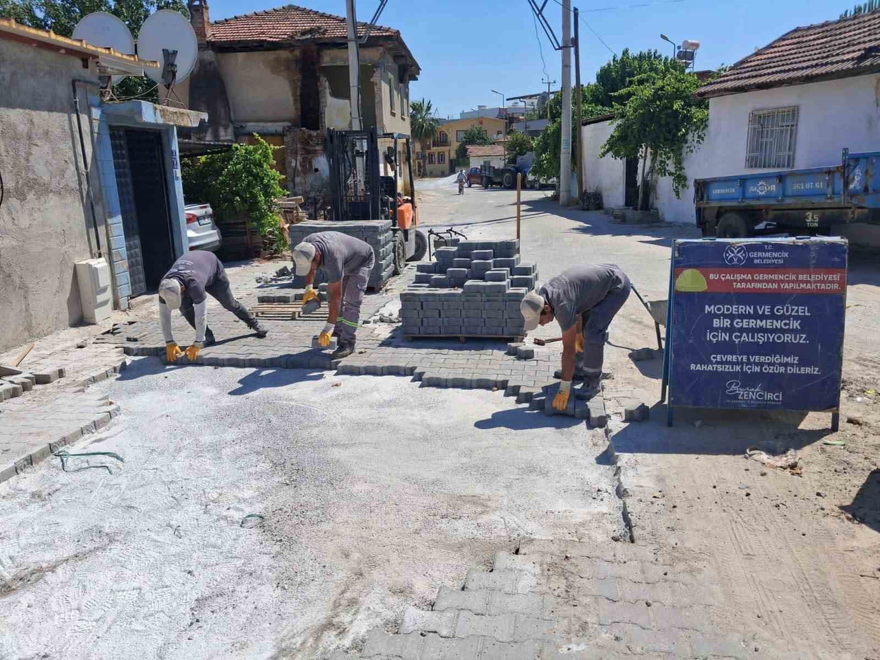 GERMENCİK BELEDİYESİ FEN İŞLERİ MÜDÜRLÜĞÜ EKİPLERİ, İLÇENİN FARKLI NOKTALARINDA BAKIM, ONARIM VE...