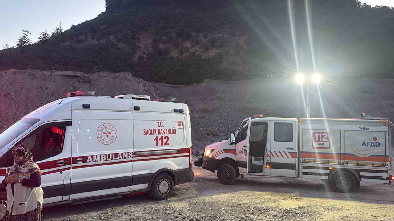 GİRESUN'UN TİREBOLU İLÇESİNDE ETKİLİ OLAN SAĞANAK YAĞIŞLARIN ARDINDAN DERE SULARININ YÜKSELMESİ...