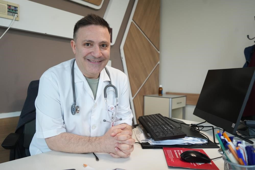 GÖĞÜS HASTALIKLARI UZMANI PROF. DR. ŞEVKET ÖZKAYA