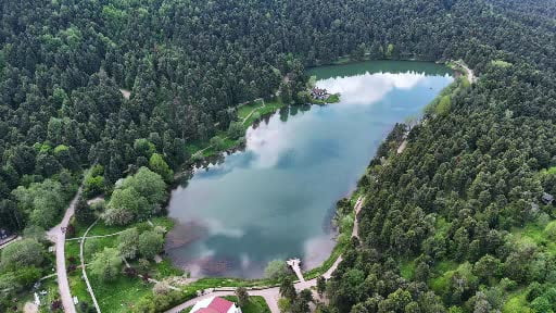 Gölcük Tabiat Parkı bayram sonrası sessiz güzelliğine büründü