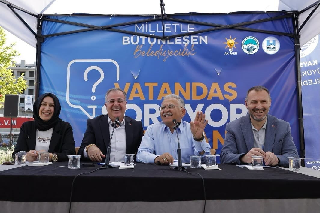 HACILAR’DA VATANDAŞLARIN TALEP VE ÖNERİLERİNİ DİNLEYEN KAYSERİ BÜYÜKŞEHİR BELEDİYE BAŞKANI DR....