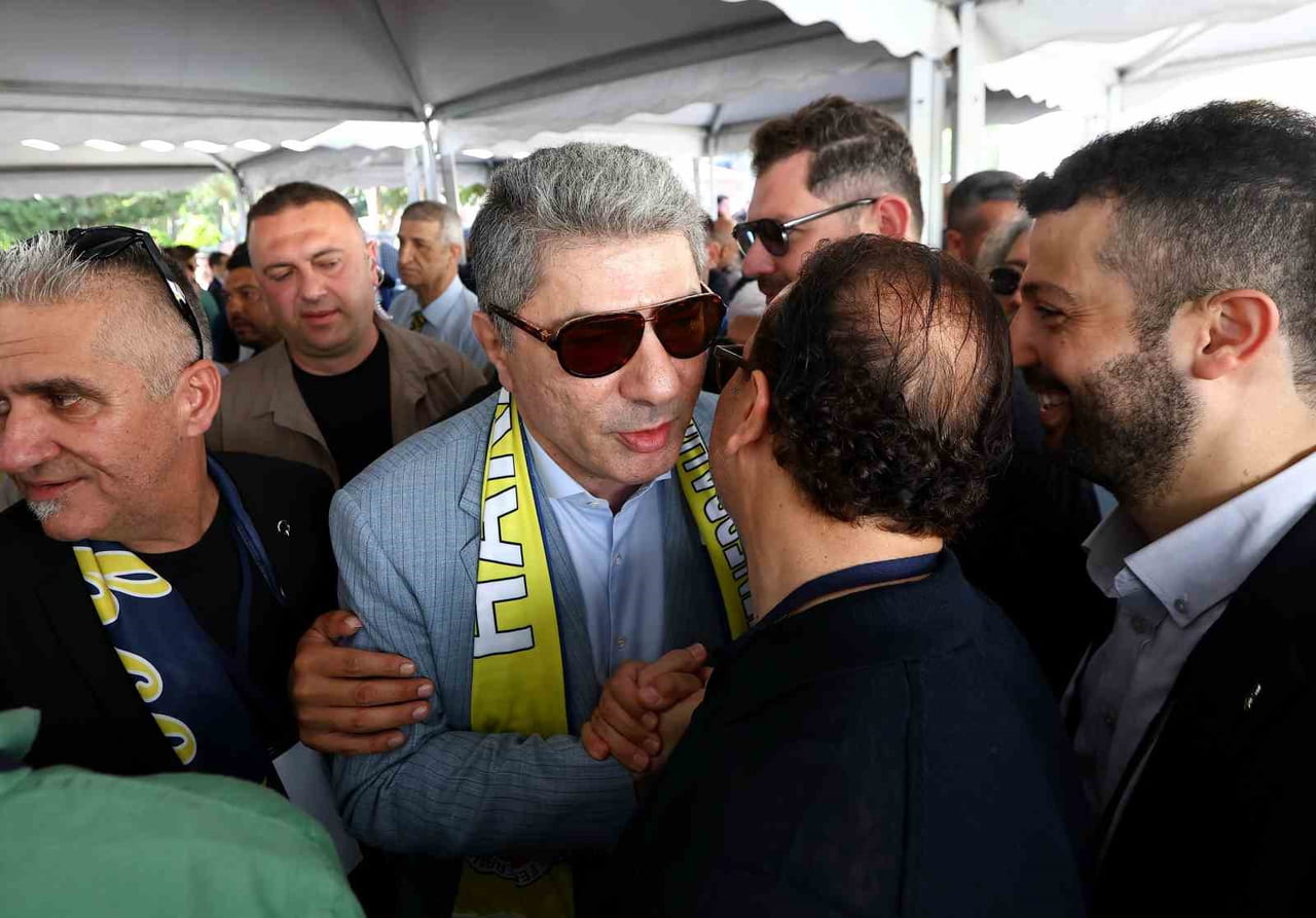 HAKAN SAFİ SEÇİM ALANINA GELDİ