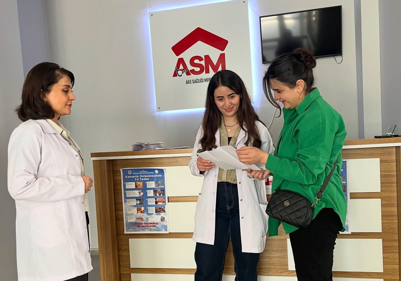HAKKARİ’NİN YÜKSEKOVA İLÇESİNDE, "CİLT KANSERİ FARKINDALIK AYI" ETKİNLİKLERİ KAPSAMINDA...