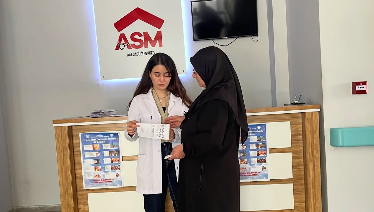 HAKKARİ’NİN YÜKSEKOVA İLÇESİNDE, "CİLT KANSERİ FARKINDALIK AYI" ETKİNLİKLERİ KAPSAMINDA...