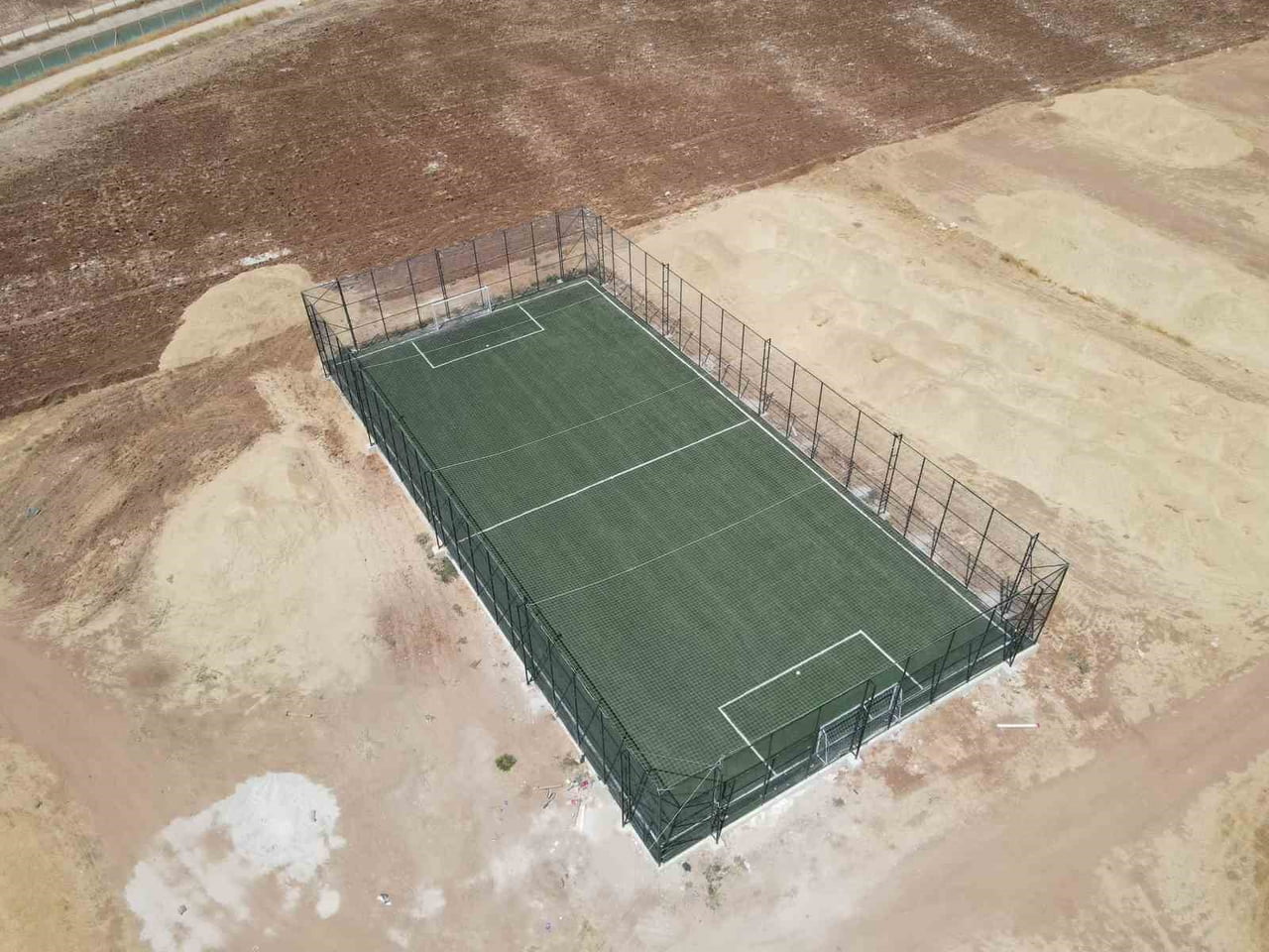 HALİLİYE’DE 15 KIRSAL MAHALLEYE DAHA SPOR YATIRIMI