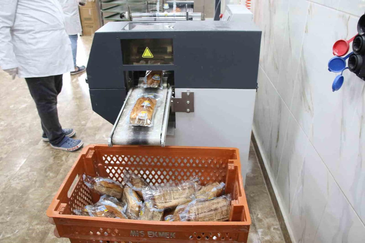 HALİLİYE’DE GLUTENSİZ EKMEK FIRINI BİNLERCE VATANDAŞIN İHTİYACINA YANIT VERİYOR