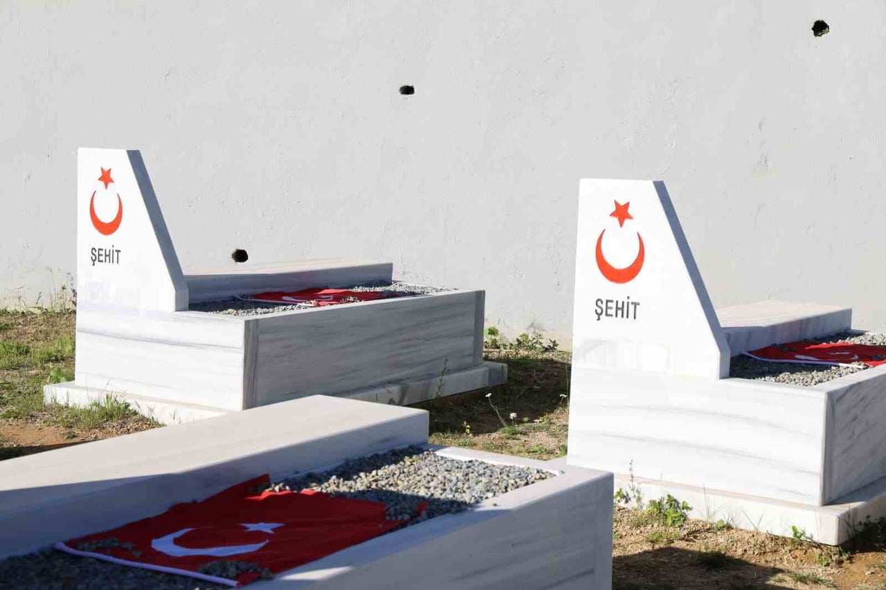HARMANTEPE ŞEHİTLERİ İÇİN DÜZENLENEN 110. YIL ANMA PROGRAMINA KATILAN TRABZON BÜYÜKŞEHİR BELEDİYE...
