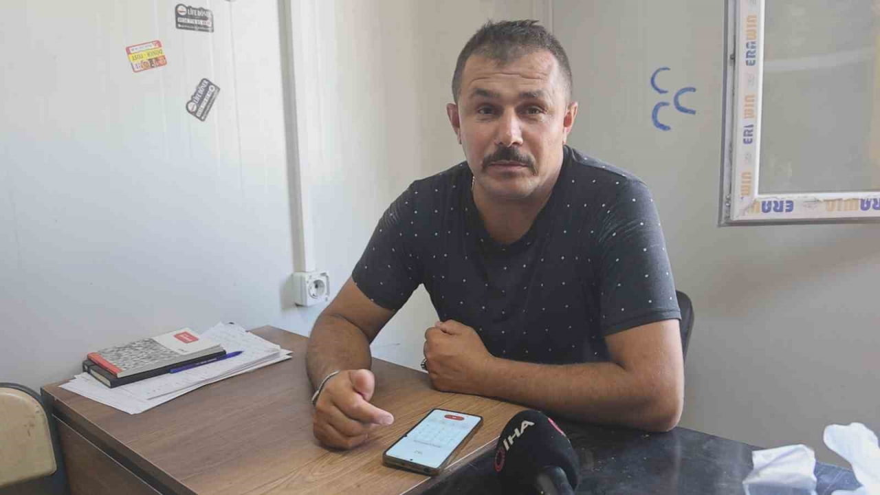 HATAY'DA 6 ŞUBAT DEPREMLERİNDE YAŞANAN İSİM KARIŞIKLIĞI SONRASI SİSTEME ÖLÜ OLARAK GİRİLEN AHMET...