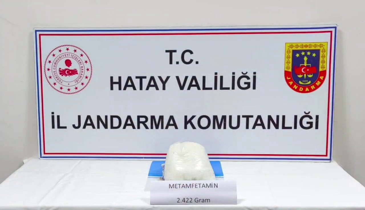 HATAY'DA JANDARMA EKİPLERİNCE GERÇEKLEŞTİRİLEN OPERASYONDA ŞÜPHELİ ŞAHSA AİT ARAZİ İÇERİSİNDEKİ...