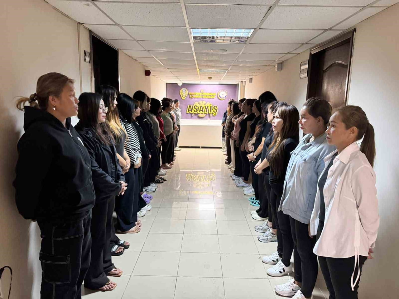HATAY'IN İSKENDERUN İLÇESİNDE  POLİS EKİPLERİ TARAFINDAN SPA VE MASAJ SALONLARINA YÖNELİK...