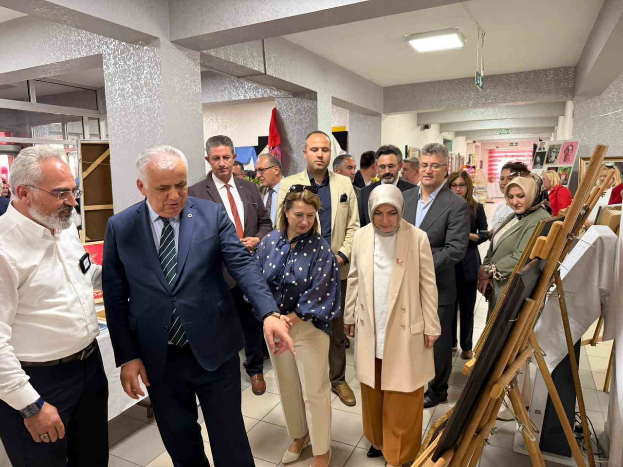 HAYAT BOYU ÖĞRENME HAFTASI KAPSAMINDA DÜZENLENEN DÜZCE HALK EĞİTİMİ MERKEZİ YIL SONU SERGİSİ...