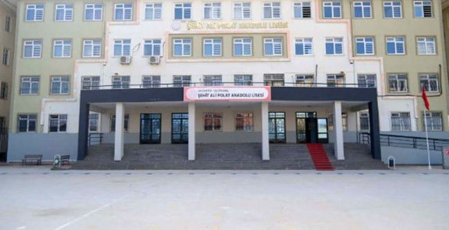HAYATINI KAYBEDEN ÇOCUĞUN OKULU