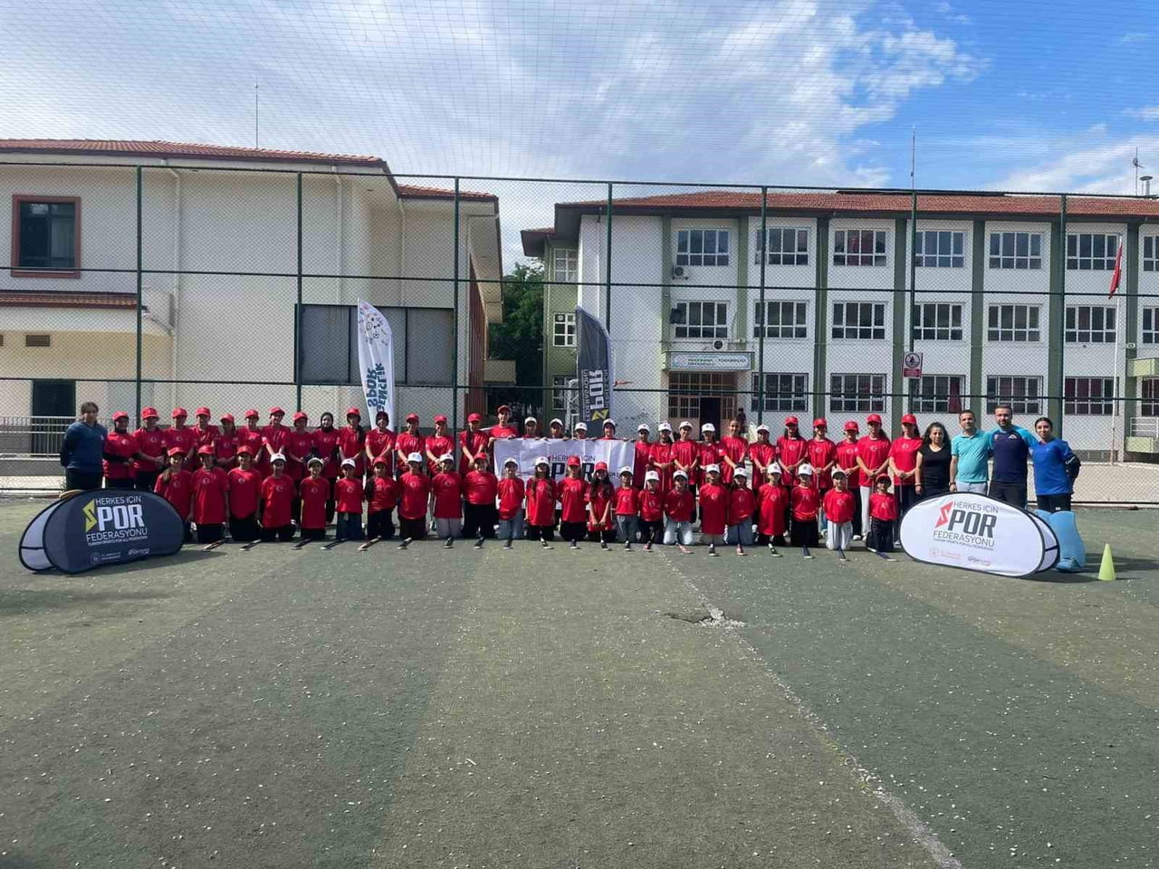 HERKES İÇİN SPOR FEDERASYONU TARAFINDAN BU YIL ÜÇÜNCÜSÜ DÜZENLENEN GENÇLİK VE SPOR FESTİVALLERİ...