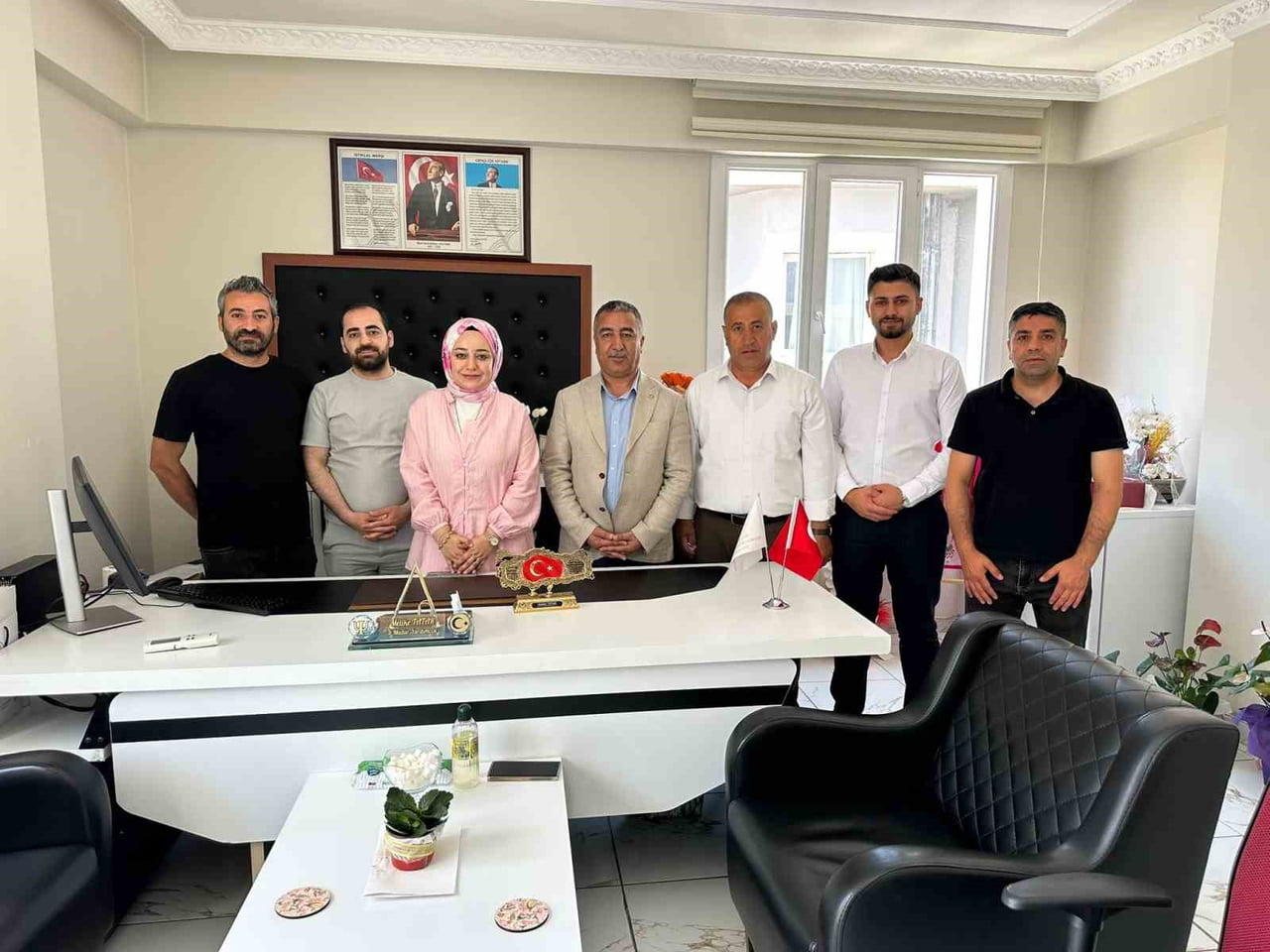 HEYET, İL MÜDÜR YARDIMCISI MELİKE TATAR, ŞÖNİM KURULUŞ MÜDÜRÜ AHMET ÇAĞAL VE KONUKEVİ KURULUŞ...