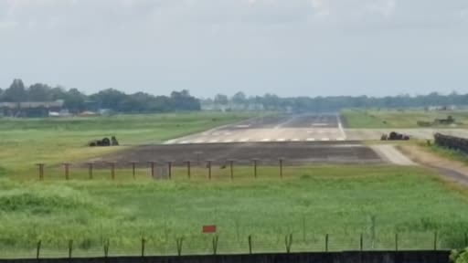 Hindistan Hava Kuvvetleri'ne ait AN-32 nakliye uçağının düştüğü kazada 5 askerin öldüğü...