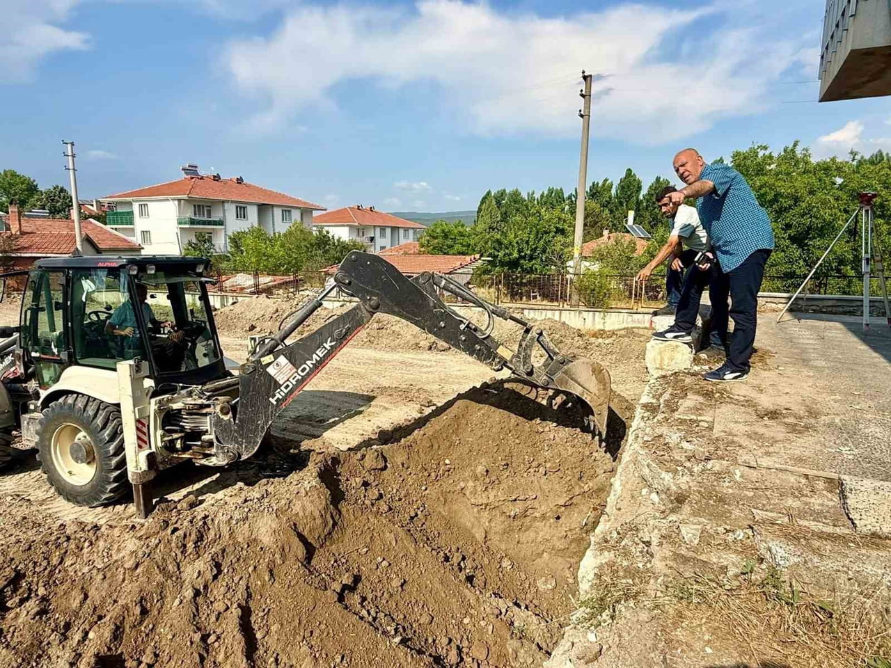 HİSARCIK’TA HALK EKMEK FABRİKASI İÇİN İLK KAZMA VURULDU